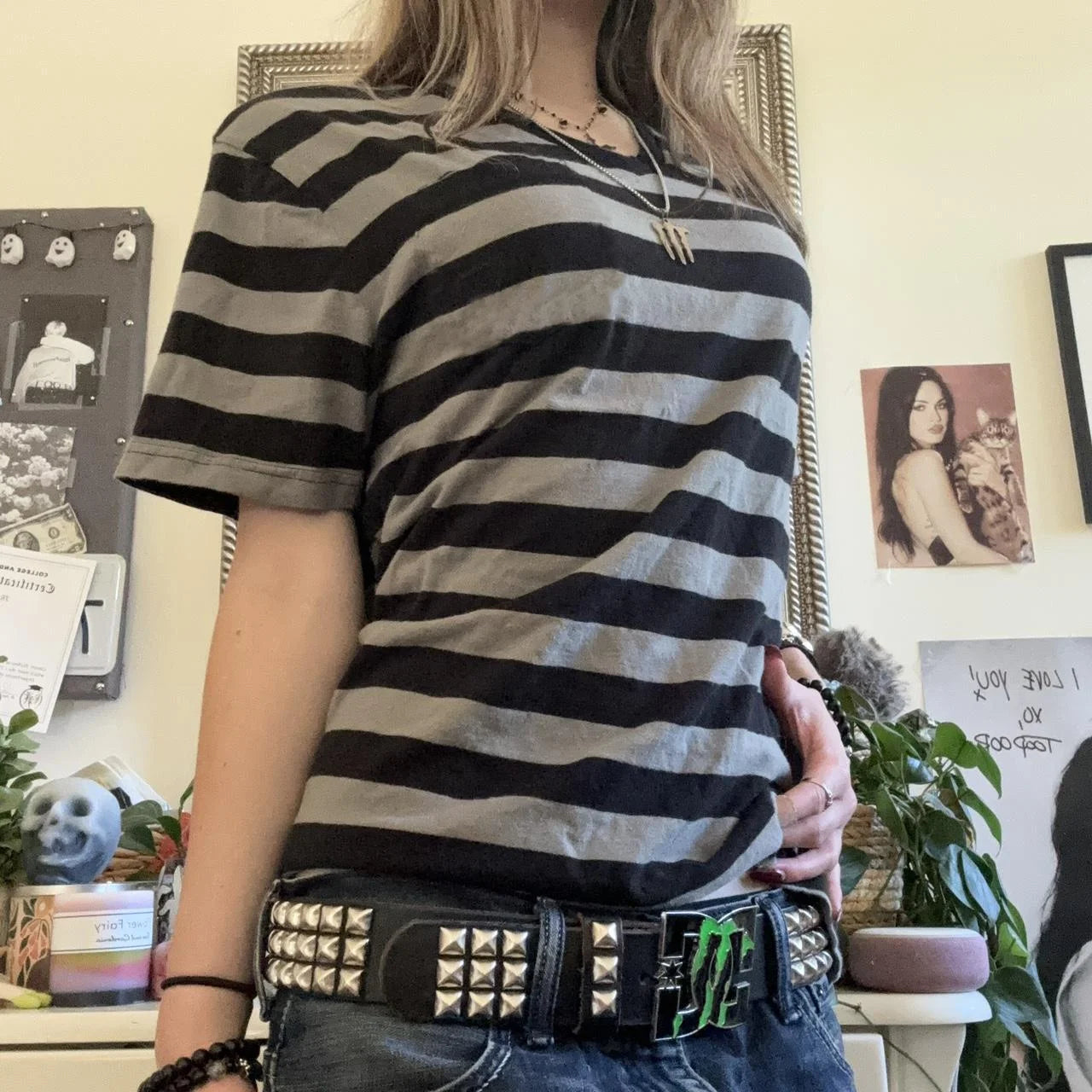 Womens Y2k Grunge Shirts Striped Baggy Crew Neck Short Sleeves Emo Tops 2000s Harajuku Vintage Teen Girls Goth Clothes